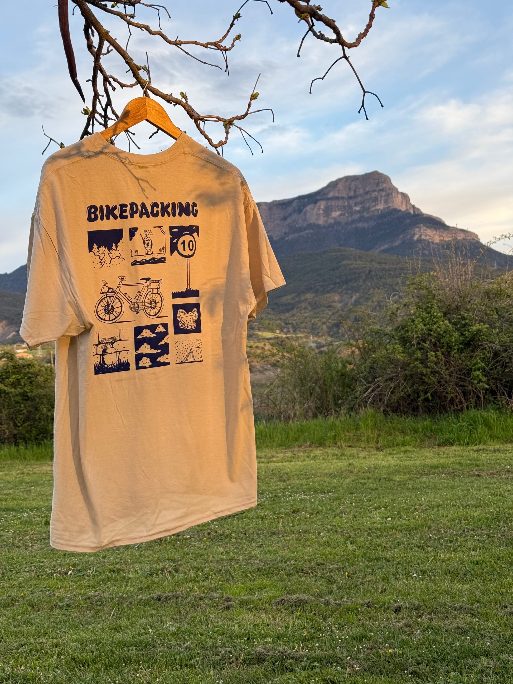 Camiseta BIKEPACKING Beige