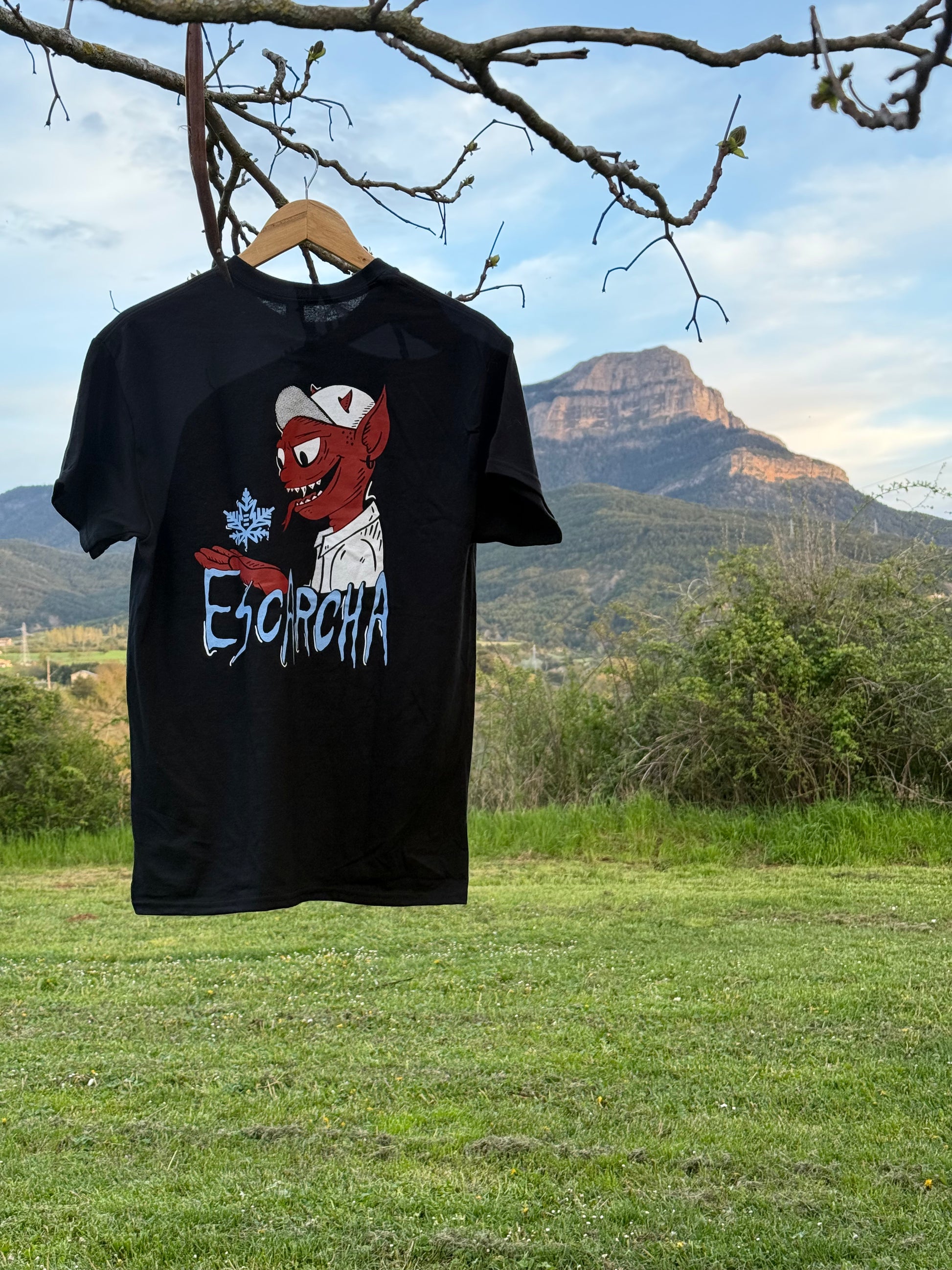 Camiseta Devil Came To Me